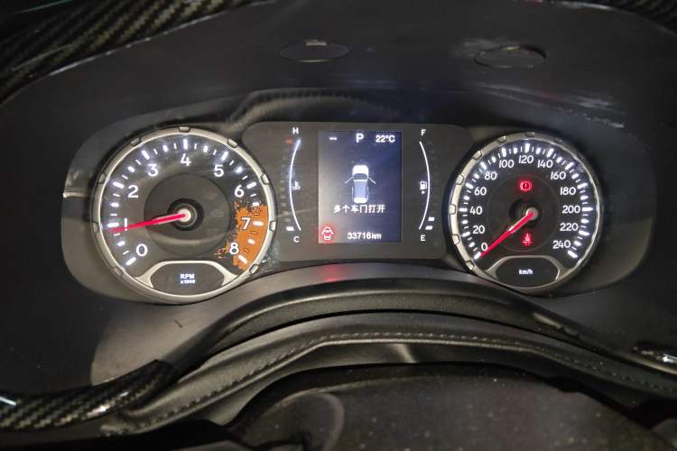 Used Jeep Renegade 2018 Connected Large Screen Version 180T Automatic High-Energy Edition
