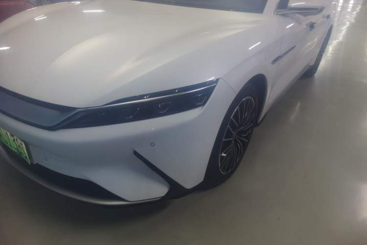 Used BYD Han 2020 EV Long-Range Luxury Model

