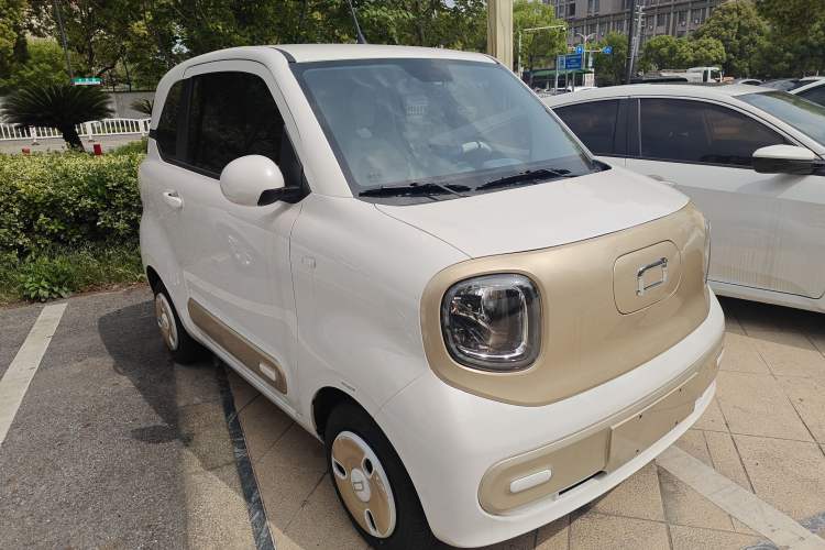 Used Bestune Pony 2024 170km Vitality Horse Front Right 45 Deg