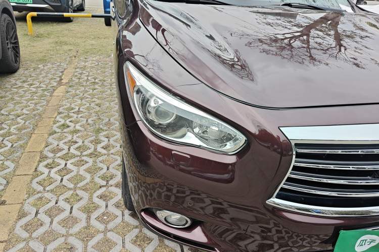 Used Infiniti QX60 2014 2.5 S/C Hybrid Two-Wheel Drive Excellence Edition
