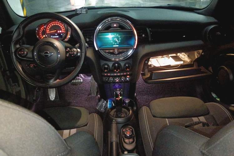 Used MINI 2018 1.5T COOPER Racing Edition Five-Door Version