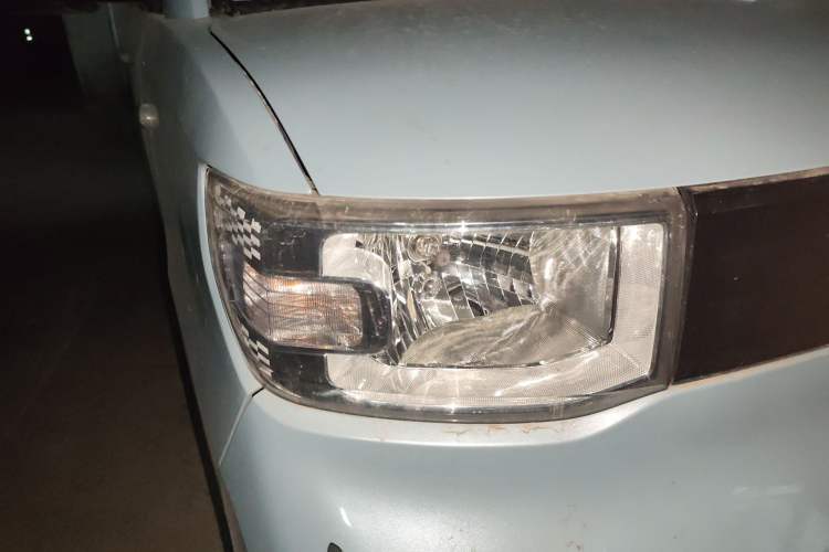 Used Wuling Hongguang MINIEV 2021 Macaron Fashion Model Lithium Iron Phosphate Right Front Headlight