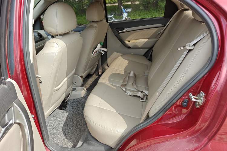 Used Chevrolet Lova 2010 1.4 AT Fashion Edition