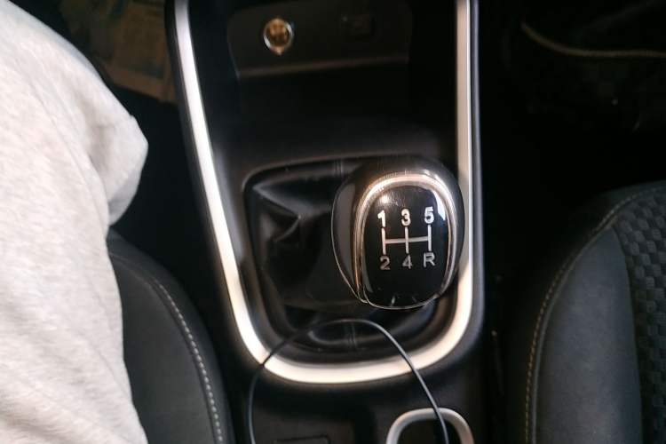 Used Jinbei Gold Hiace M Classic 2022 1.6L Engineering Lion Van 2 Seats