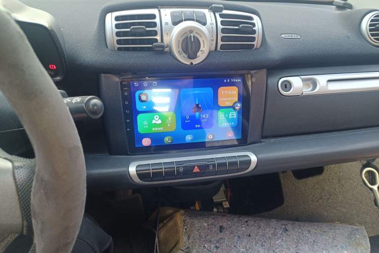 Used smart fortwo 2012 1.0 MHD Hardtop Comfort Edition Audio And AC Panel