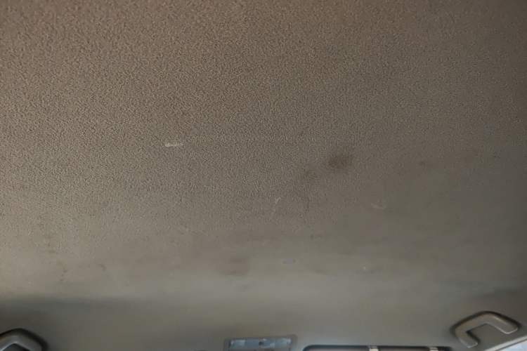 Used Toyota Highlander 2012 2.7L Two-Wheel Drive 7-Seater Elite Edition Headliner