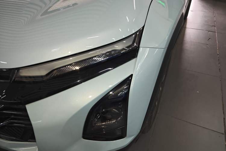 Used Chevrolet Equinox Plus 2024 102km RS Ultimate Edition Left Front Headlight