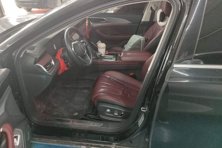 Used Hongqi H5 2024 2.0T Automatic Smart Connect Flagship Edition