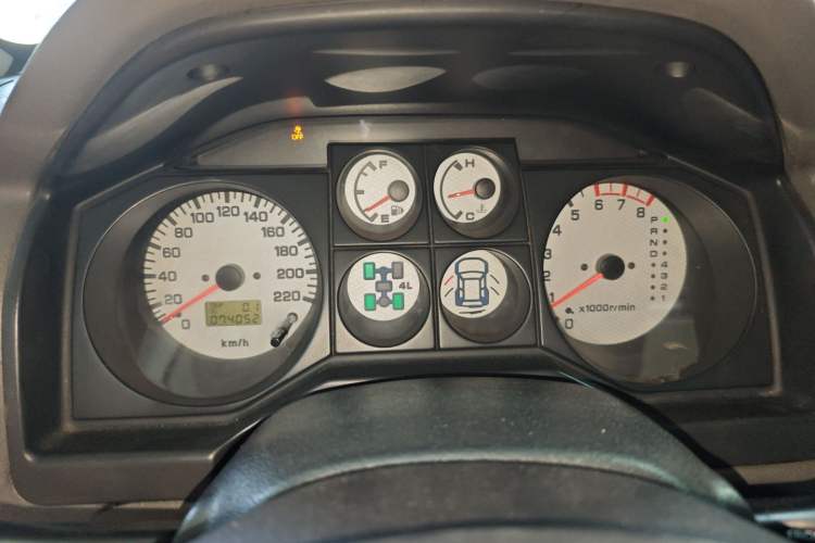 Used Mitsubishi Pajero 2011 V73 3.0L AT GLS Instrument Cluster