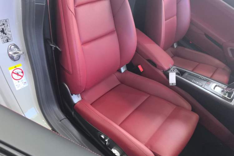 Used Porsche 718 2022 Cayman 2.0T
