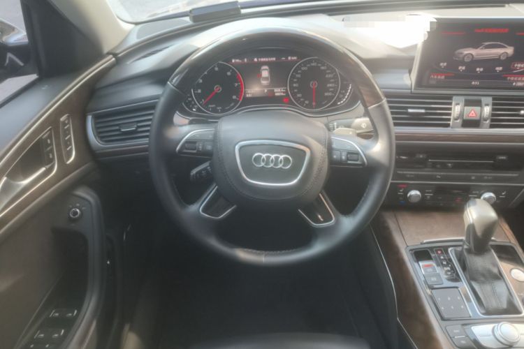 Used Audi A6L 2018 30th Anniversary Edition 45 TFSI quattro Luxury Model Steering Wheel