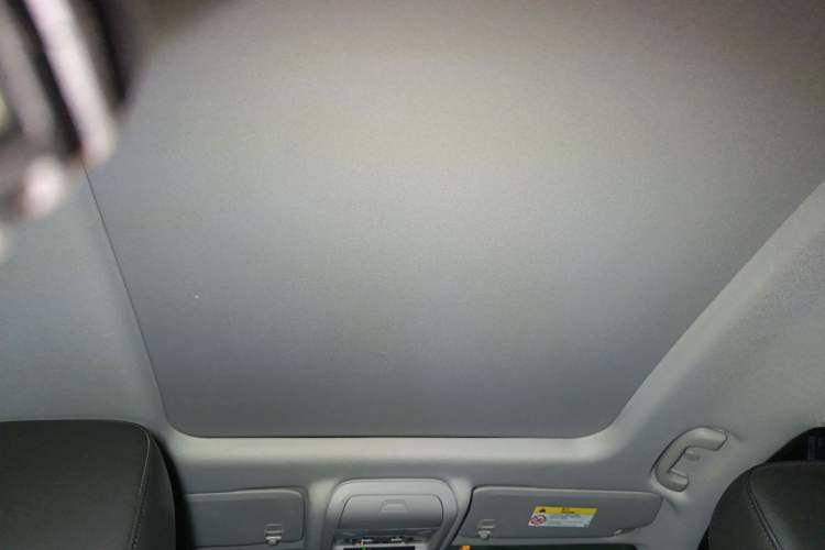 Used Chevrolet Equinox 2019 535T Automatic YuJie Edition China VI
