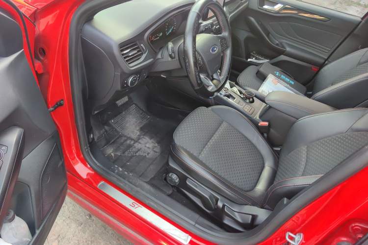 Used Ford Focus 2020 Sedan EcoBoost 180 Automatic ST Line
