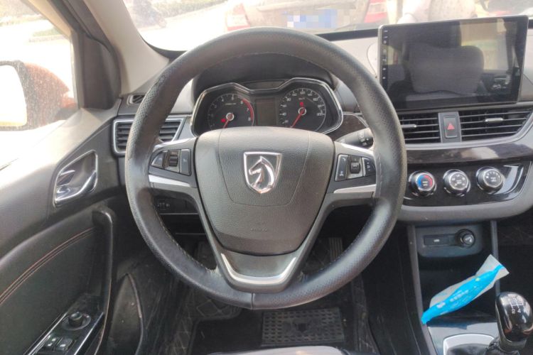 Used Baojun 310 2016 1.2L Manual Luxury Model