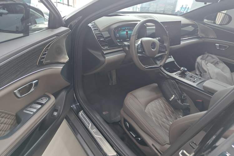 Used BYD Han 2024 DM-i Glory Edition 121KM Premium Model Driver Seat
