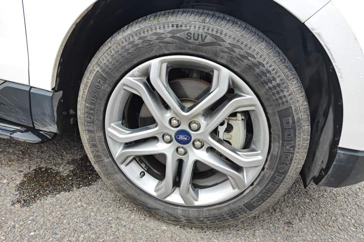 Used Ford Edge 2018 EcoBoost 245 Two-Wheel-Drive Titanium 7-Seater China V Standard
