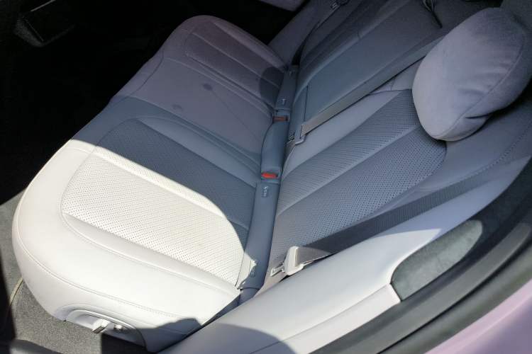 Used Nio EC6 2024 75 kWh
