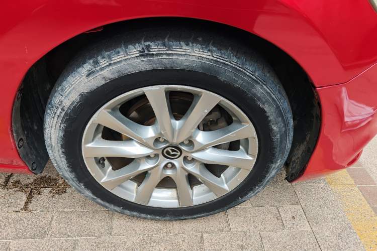 Used Mazda Atenza 2014 2.0L Blue Sky Luxury Edition
