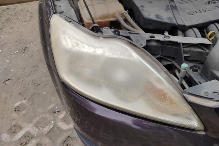 Used Ford Focus 2012 Sedan Classic 1.8L Automatic Base Model