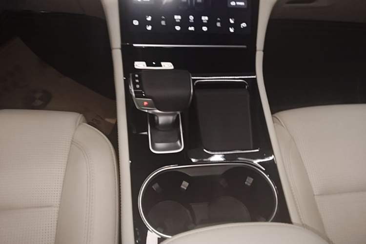 Used Li Auto ONE 2021 Extended-Range 6-Seater Version Gear Lever