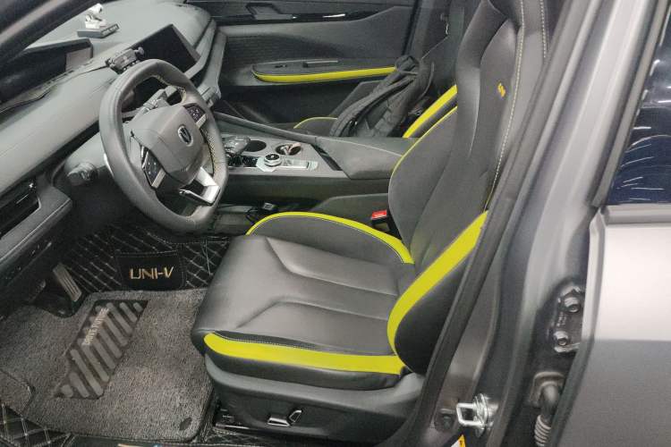 Used CHANGAN UNI-V 2022 2.0T Sporty Version Left Front Seat