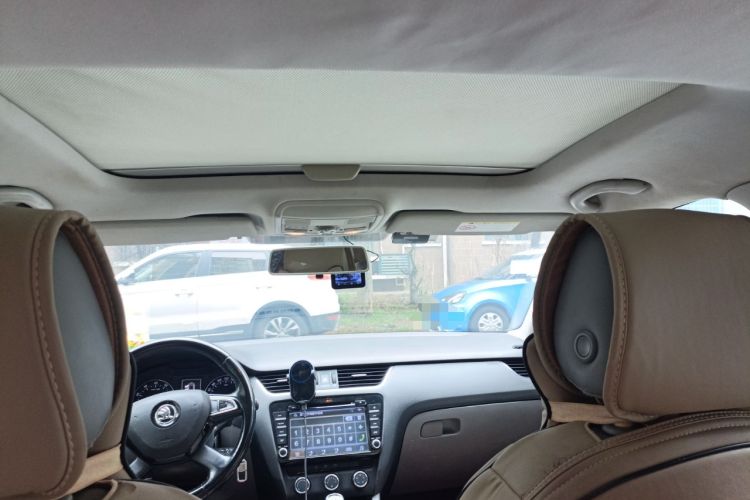 Used Skoda Octavia 2015 1.6L Manual Yijun Edition
