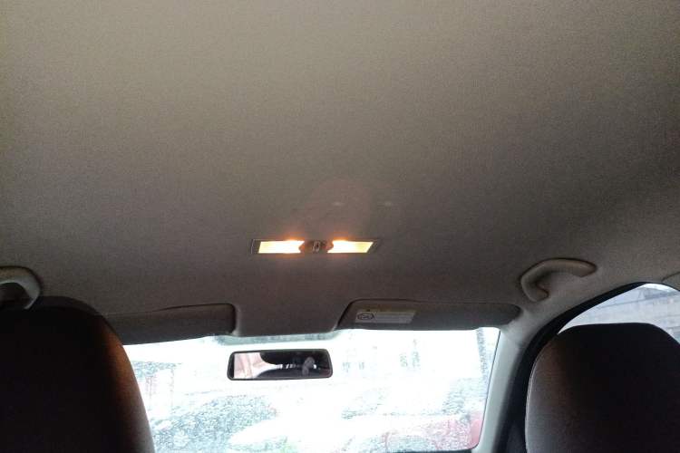 Used Volkswagen Lavida 2013 Revised Classic 1.6L Automatic Fashion Edition