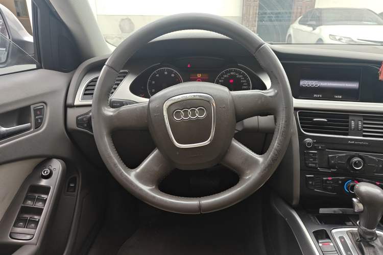 Used Audi A4L 2010 2.0 TFSI Standard Edition Steering Wheel