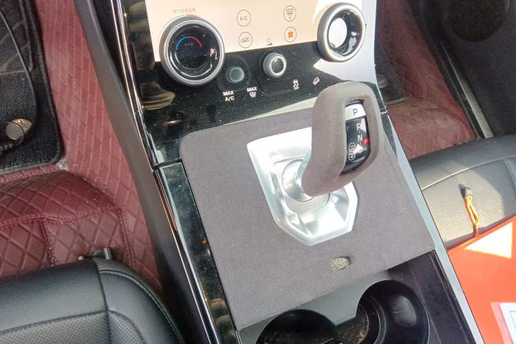 Used Land Rover Range Rover Evoque 2020 249 PS R-DYNAMIC SE Sport Technology Edition