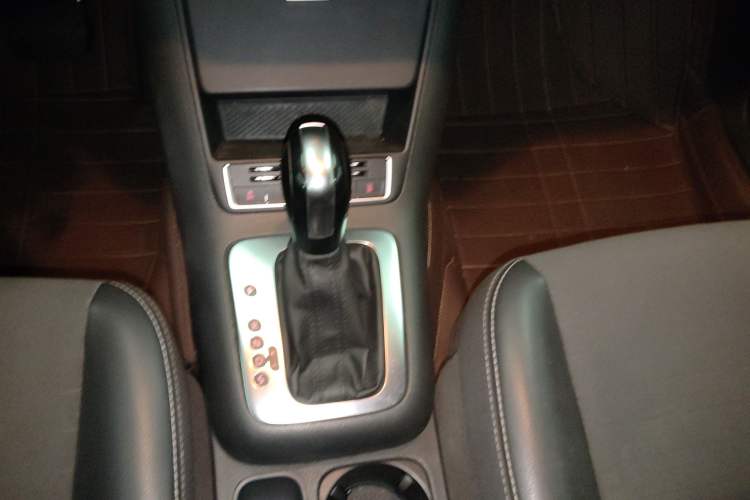 Used Volkswagen Tiguan L 2016 300TSI Automatic Two-Wheel Drive Trend Edition