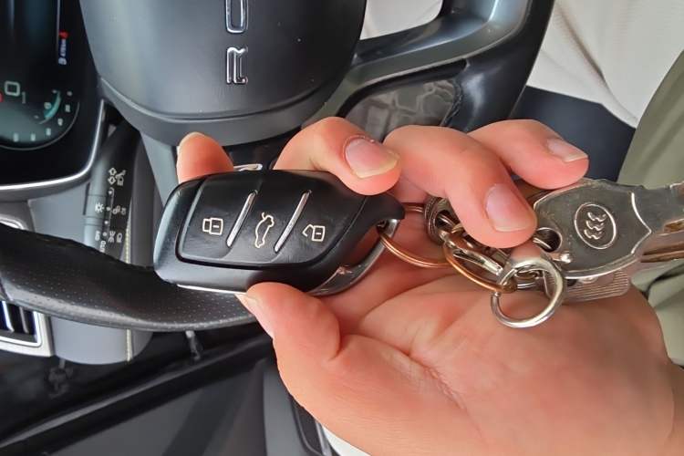 Used Roewe RX5 2020 PLUS 300TGI Automatic Ali National Style Ronglin Edition
