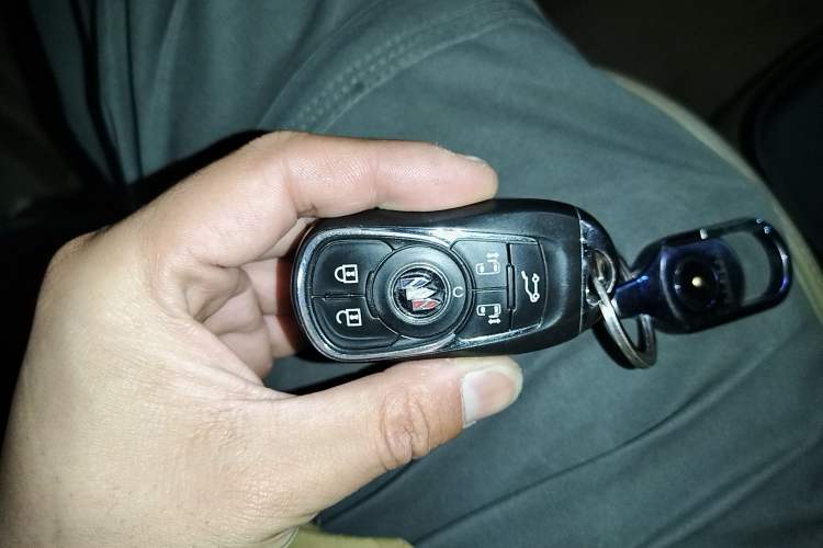 Used Buick GL8 2020 ES Land Cruiser 653T Flagship Model