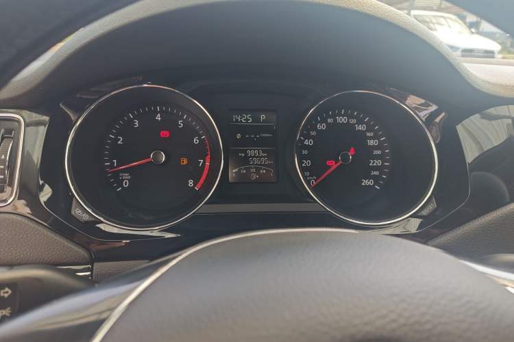 Used Volkswagen Sagitar 2018 1.6L Automatic Comfort Model Instrument Cluster