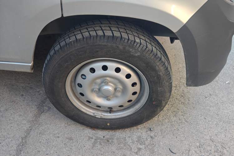 Used Wuling Zhiguang 2023 1.5L Practical Version 5/7 Seats
