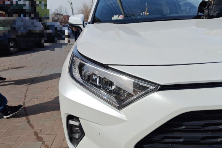 Used Toyota RAV4 2024 2.0L CVT Two-Wheel Drive Urban Edition
