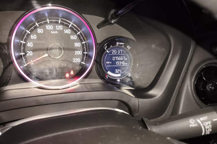 Used Honda XR-V 2017 1.8L EXi CVT Comfort Version
