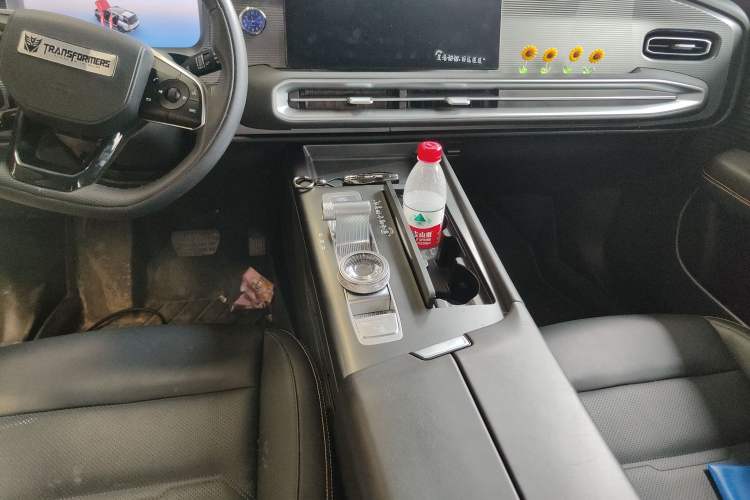 Used BAIC Off-Road BJ30 2024 1.5T Magic Electric Drive Standard Edition Gear Lever