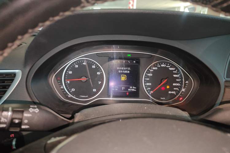 Used JAC Refine A60 2017 1.5 TGDI Automatic Luxury Business Model