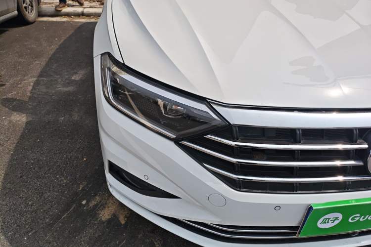 Used Volkswagen Sagitar 2021 280TSI DSG Excellence Edition Right Front Headlight