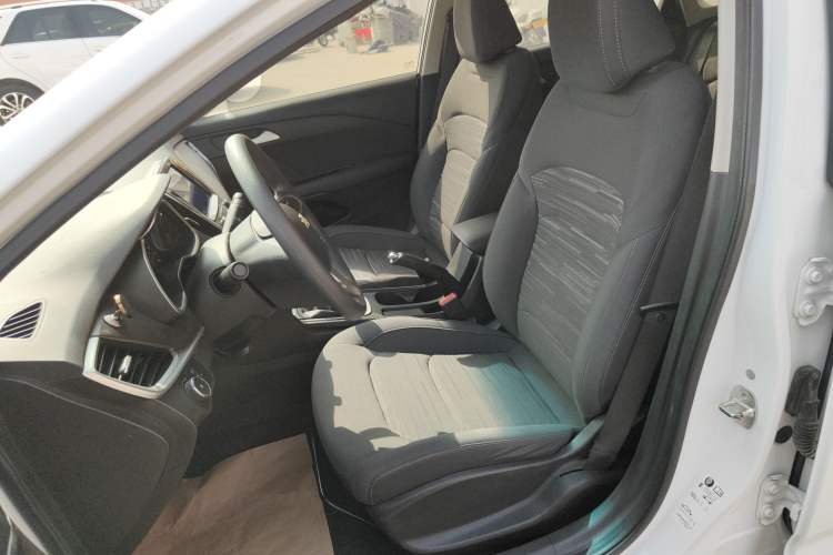 Used Chevrolet Monza 2019 320T Manual Xinxin Edition China VI
