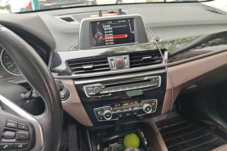 Used BMW X1 2016 sDrive18Li Luxury Model