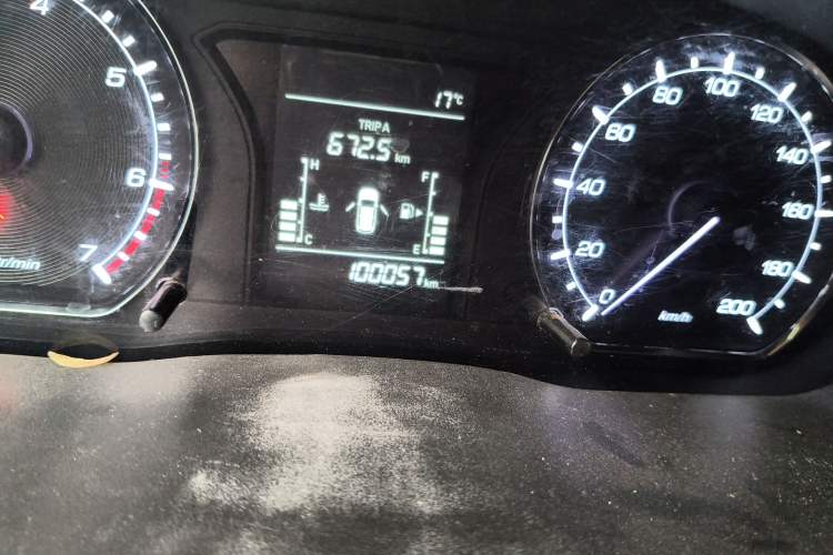 Used CHANGAN OSHAN X70A 2018 1.5L Manual Comfort Model Odometer Close Up