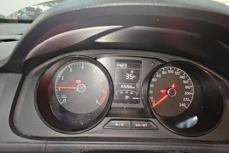 Used Volkswagen Lavida 2017 1.6L Manual Fashion Edition