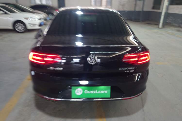 Used Volkswagen Magotan 2018 330TSI DSG Advanced Model
