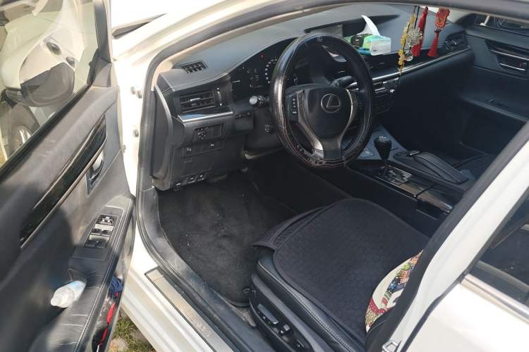 Used Lexus ES 2013 250 Elite Edition Driver Seat