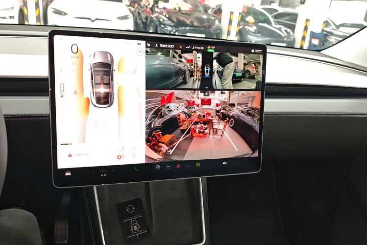 Used Tesla Model Y 2025 Rear-Wheel-Drive Version