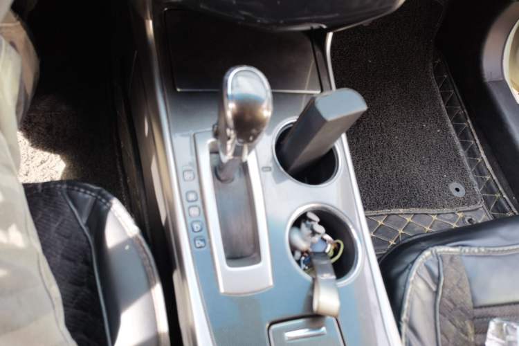 Used Nissan Teana 2013 2.0L XL Comfort Edition Gear Lever