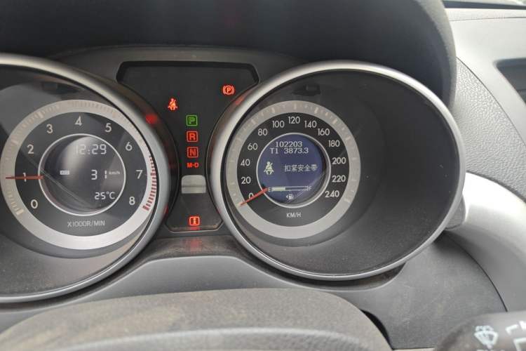 Used Bestune X80 2013 2.0L automatic comfort version
