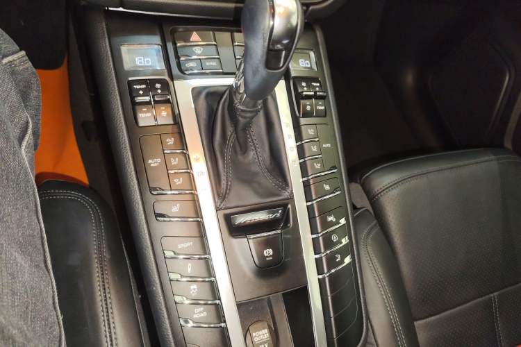 Used Porsche Macan 2020 Macan 2.0T