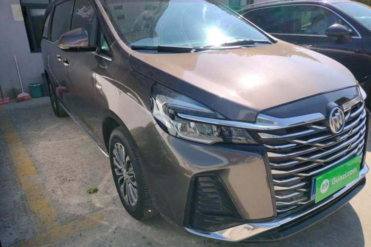 Used Buick GL8 2023 Land Executive Class Smart Enjoyment Model